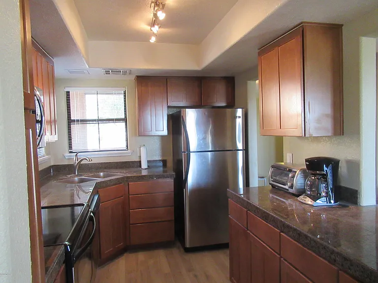 6651 N Campbell Ave #124 — Photo 8
