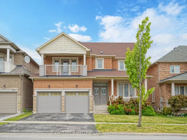 225 Silver Maple Rd, Richmond Hill, ON L4E 4Z3