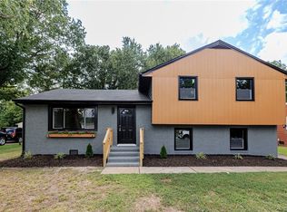 1206 W Roslyn Rd, Colonial Heights, VA 23834