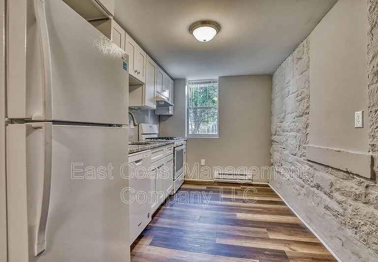 2110 Taylor Ave #B — Photo 14