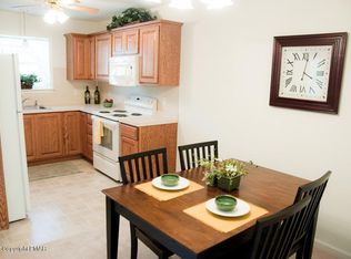 106 Angus Dr, East Stroudsburg, PA 18301