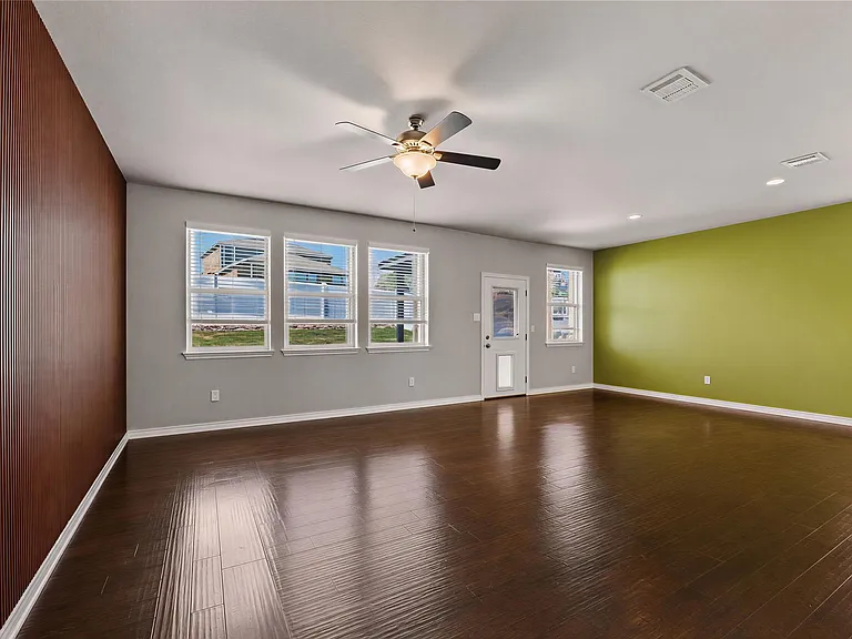 5809 Lehman Way — Photo 8