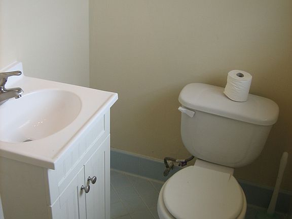 1/2 bath in master suite