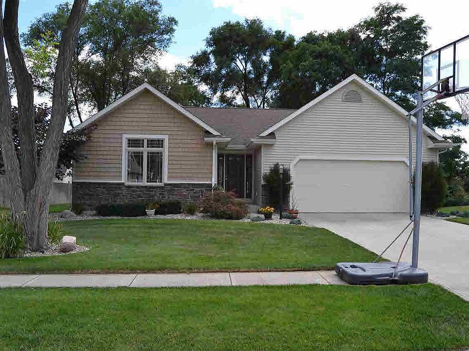1st image of 1607 Deer Run Dr