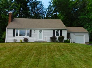 141 Torrington Ave, Collinsville, CT 06019