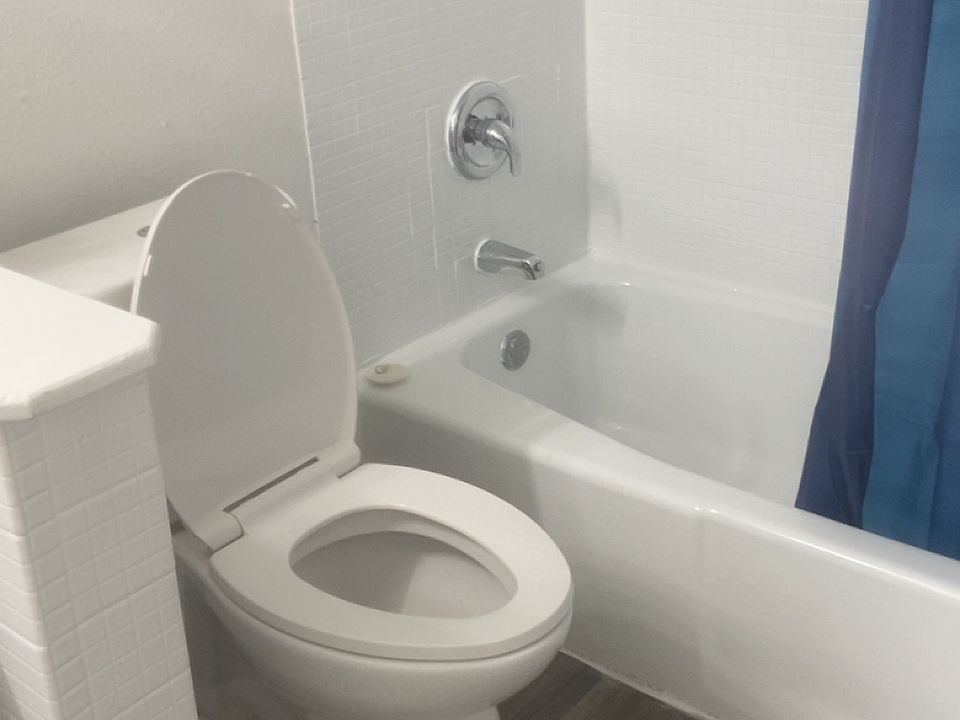2nd image of 2512 Ridgmar Blvd #2532-15