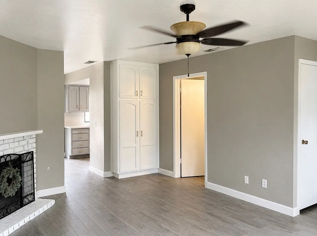 2 bed, 1.5 bath, 1200 sqft, $1,700 — Photo 3