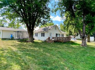 3850 E 8th St, Des Moines, IA 50316