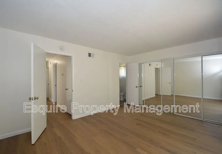 283 Calle Higuera — Photo 18