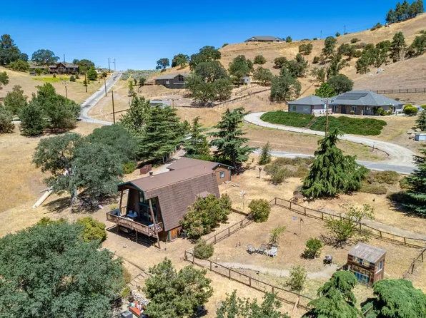 26200 Big Sky Ct, Tehachapi, CA 93561