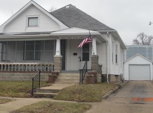 1008 Jefferson Ave, Charleston, IL