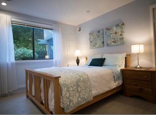 13808 NE 48th Pl, Bellevue, WA 98005