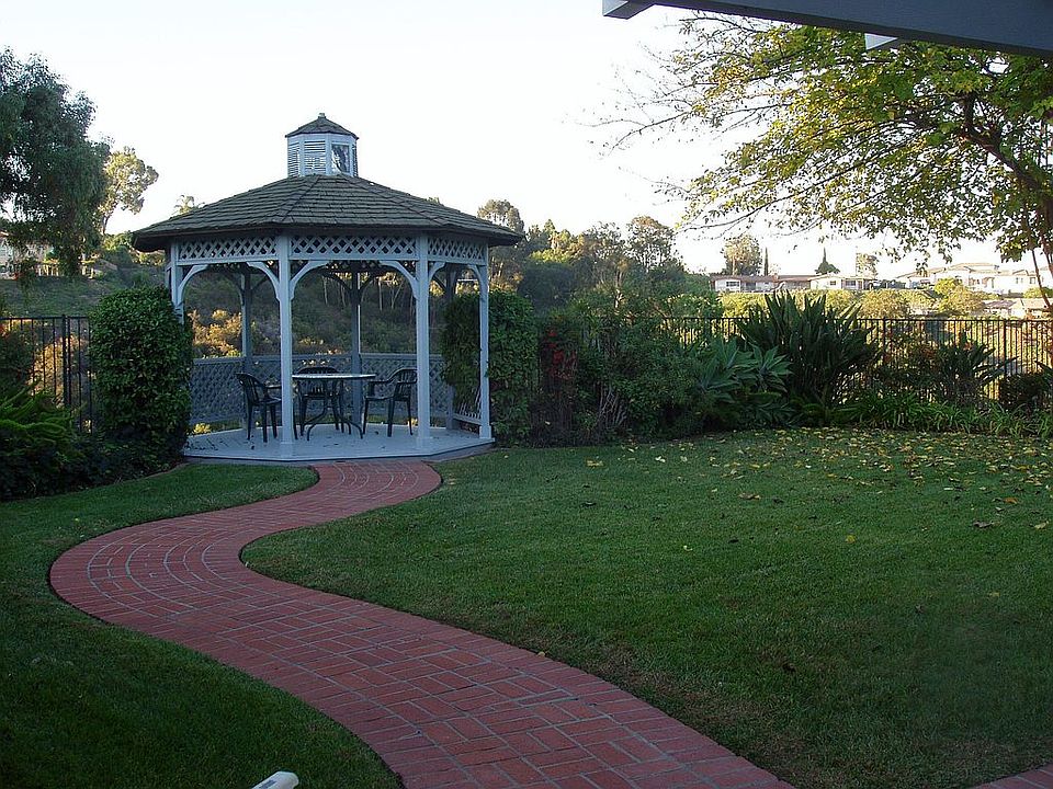 backyard gazebo 
