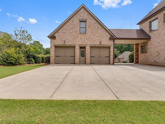 2 Car Detached Garage