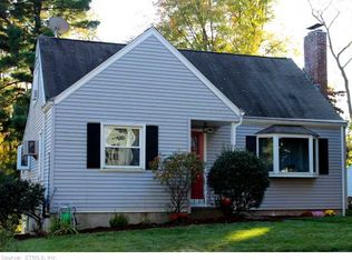 87 Giddings Ave, Windsor, CT 06095