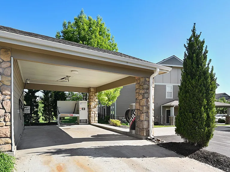 Riverstone Apartments — Photo 35