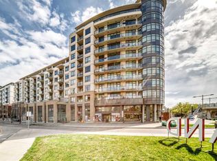 38 9th St NE #502, Calgary, AB T2E7X9