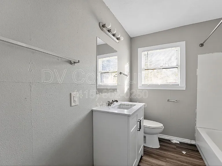 3901 Dakota Trl — Photo 18