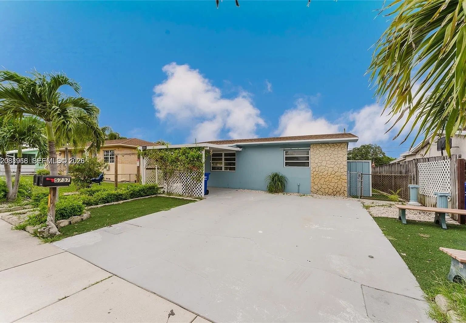 5737 Grant St — Photo 4