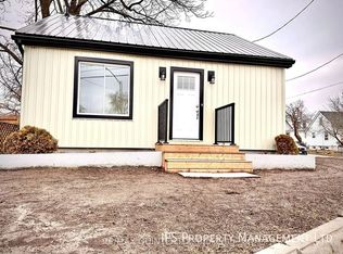 134 Dundas St W, Belleville, ON K8P1A5