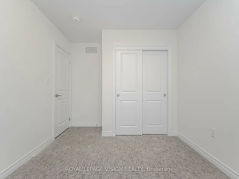 60 Folcroft St — Photo 30