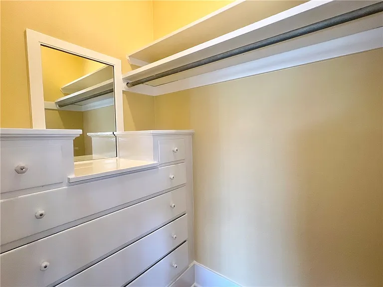 115 W Stueckle Ave #3 — Photo 5