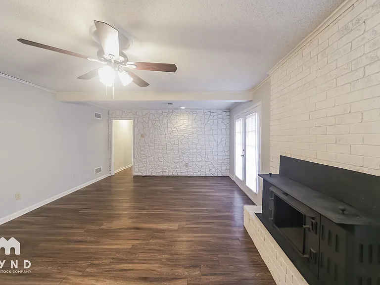 3870 Wordsworth Ave — Photo 5