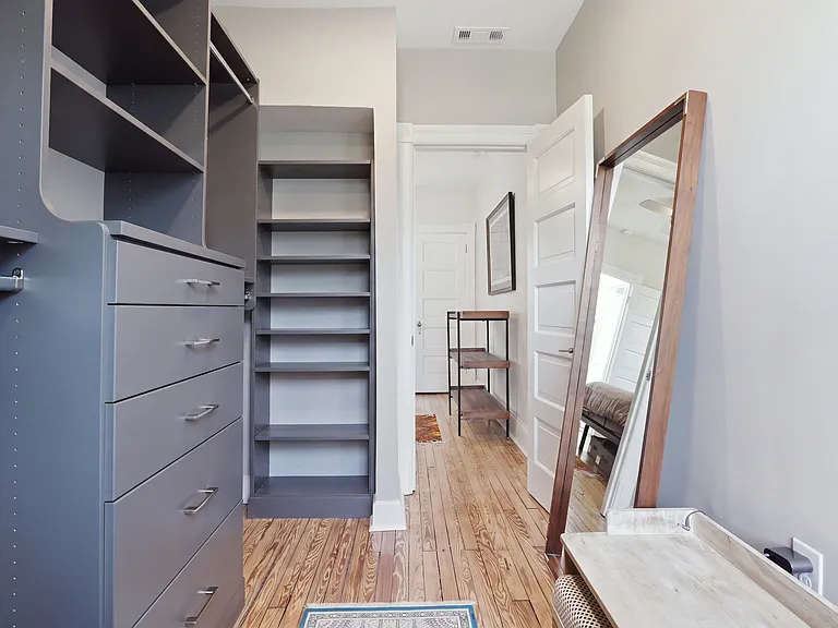 1526 D St SE #1 — Photo 23