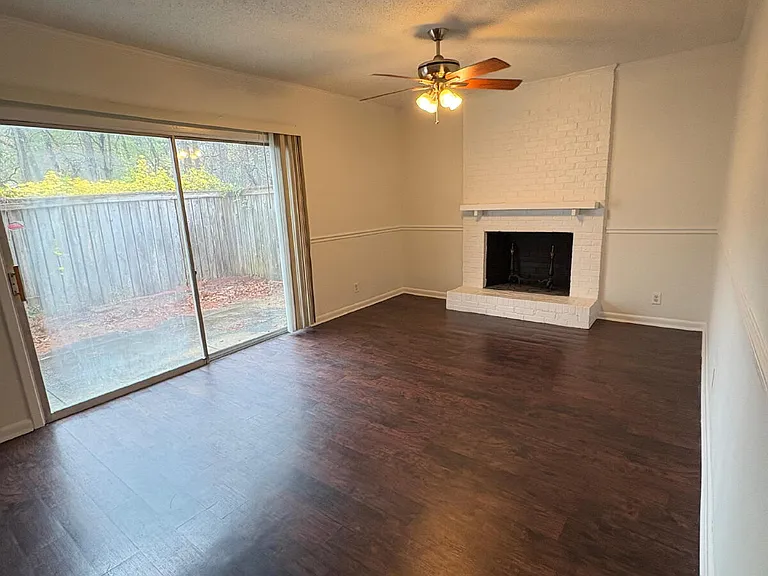 571 Winding Creek Rd #F — Photo 11