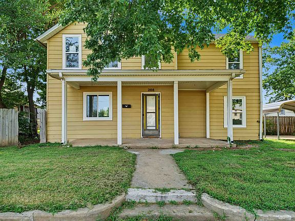 2nd image of 208 S 3rd St
