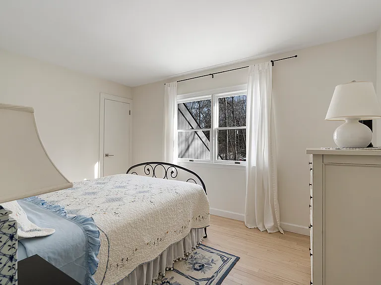 11 N Cape Ln — Photo 14