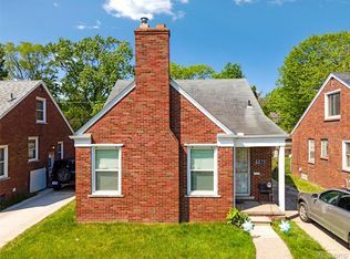 5279 Cadieux Rd, Detroit, MI 48224