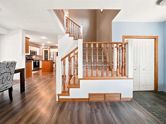 4th image of 40 SE Owens Close