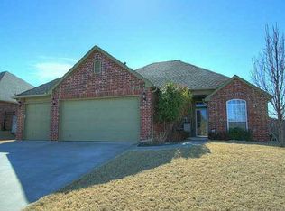 7211 E Jackson Pl, Broken Arrow, OK 74014