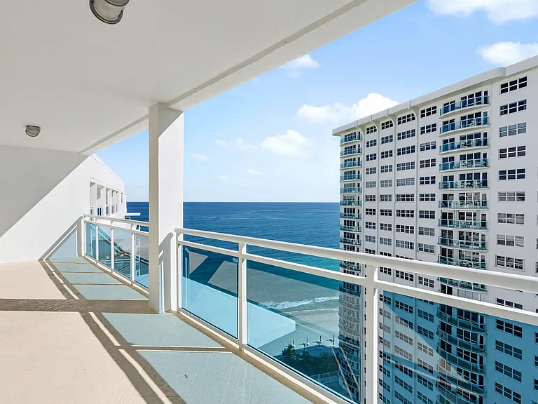 3430 Galt Ocean Dr #1 — Photo 24
