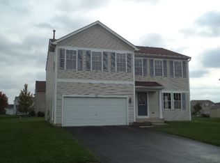 508 Prairie Point Dr, Poplar Grove, IL 61065