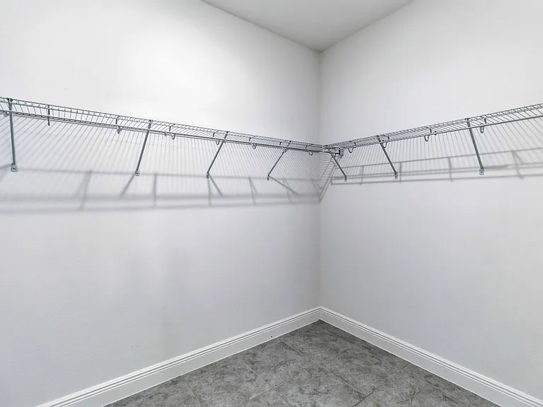4848 Shady Pines Dr — Photo 4