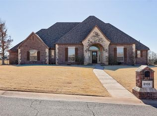 8108 Redhawk Ln, Edmond, OK 73034