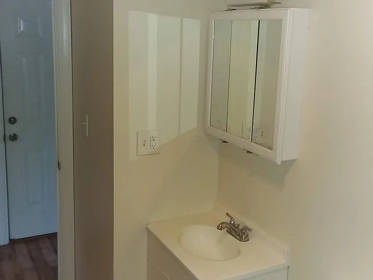 25 Lincoln St #5 — Photo 7