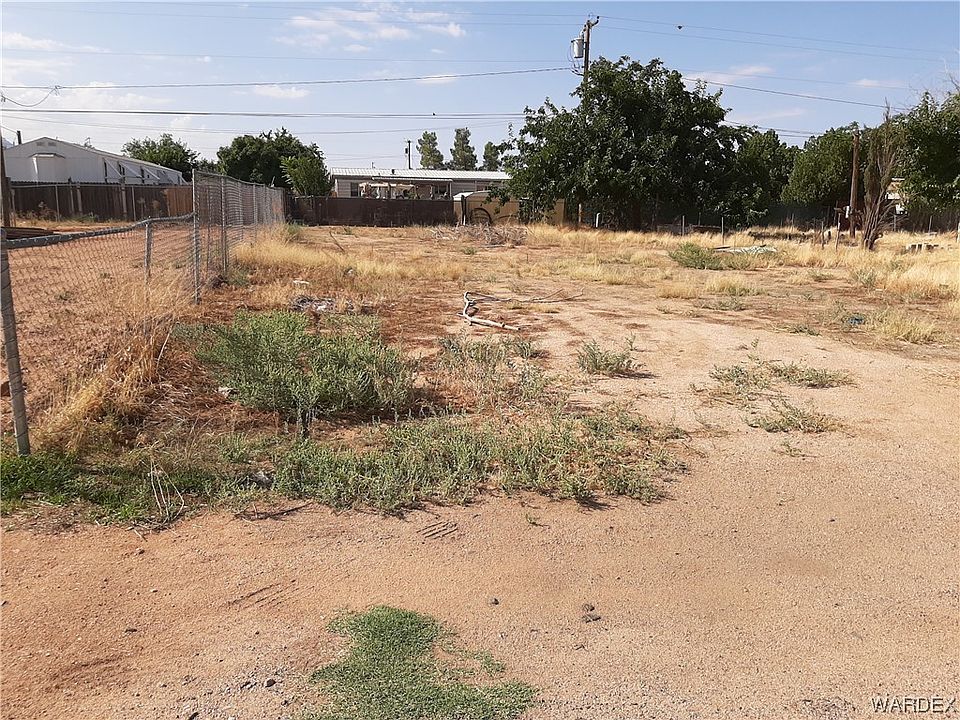 2nd image of 3690 E E Lum Ave Avenue