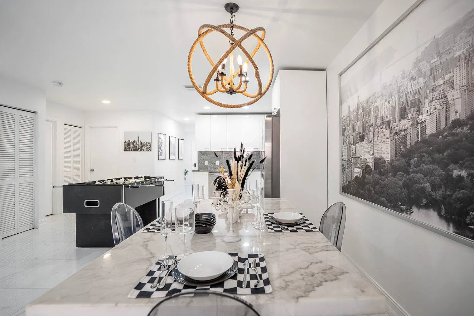 3 bed, 2.0 bath, $7,553 — Photo 2