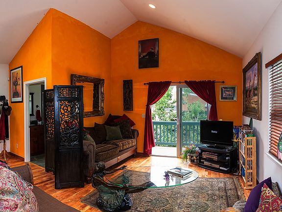 5th image of 2855 Lakeview Dr