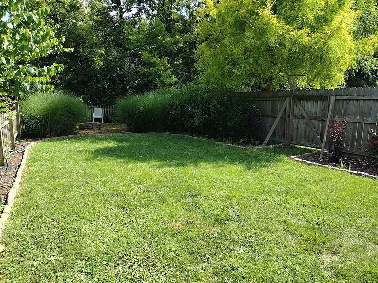 2328 Cedar Ln #B — Photo 44
