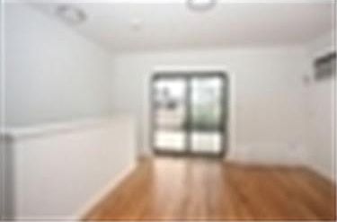 2nd image of 450 6th Ave