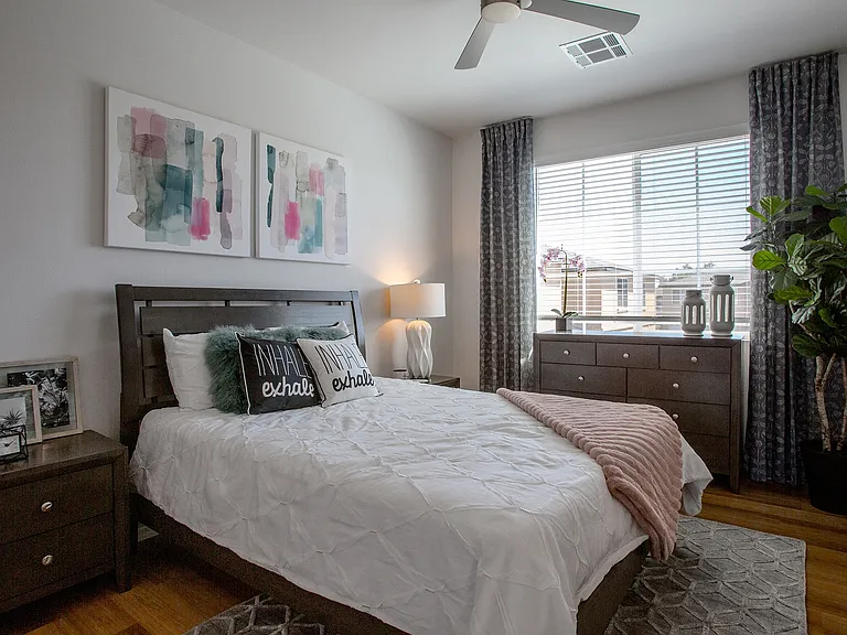 San Stefano Townhomes — Photo 11
