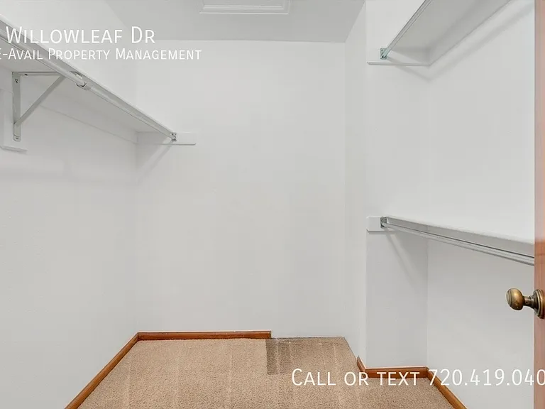 8 Willowleaf Dr — Photo 34