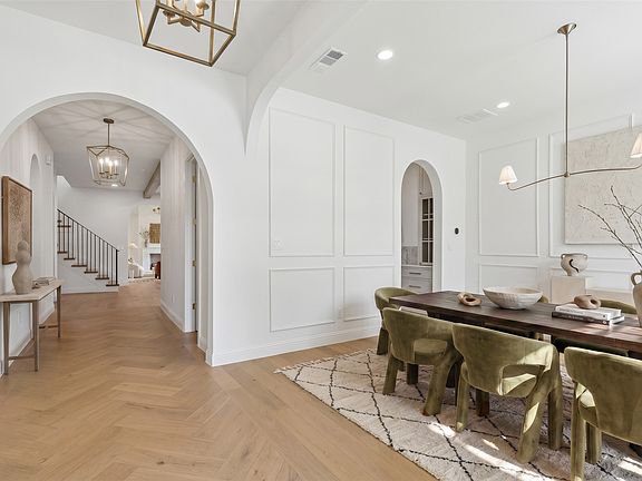 2nd image of 6729 Ravendale Ln