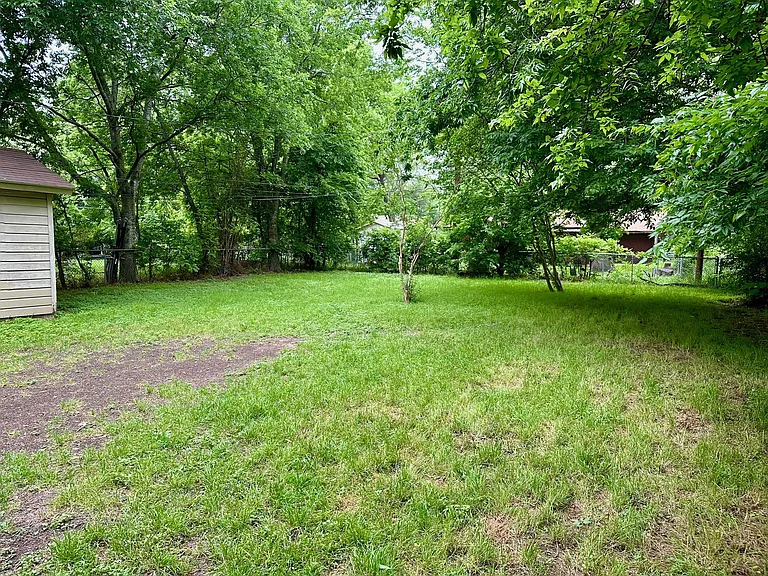 931 Cheatham St — Photo 32