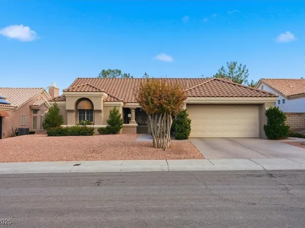 2904 Castle Bar Dr, Las Vegas, NV 89134