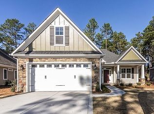 165 N Bracken Fern Ln, Southern Pines, NC 28387